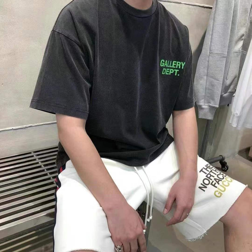 (SS22) Vintage Souvenir Gallery Dept Tee